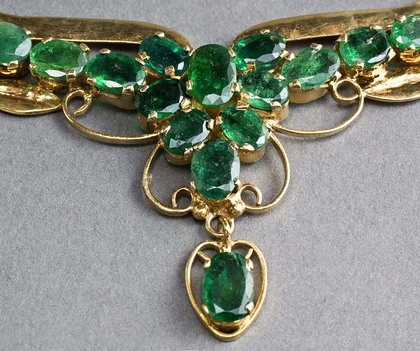 Brazilian Emerald and 14 Carat Gold Necklace
